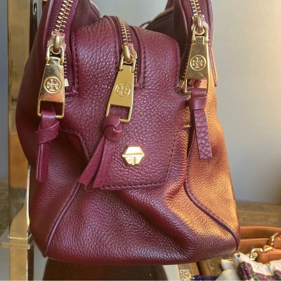 Tory Burch bag satchel leather handles spacious compartments burgundy red - Picture 9 of 16